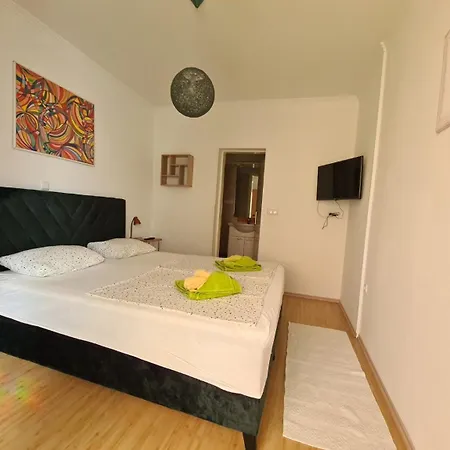 Apartment B&s *
