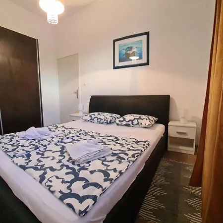 Apartment B&s *