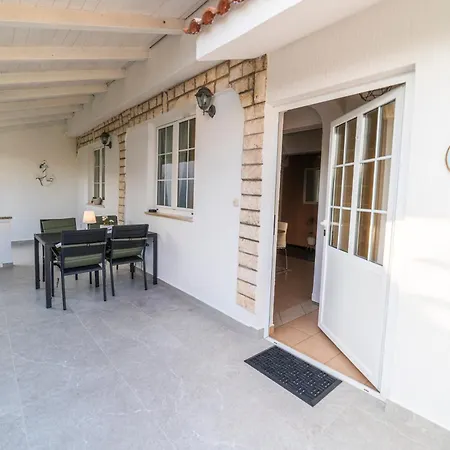 Apartment B&s Barbat na Rabu